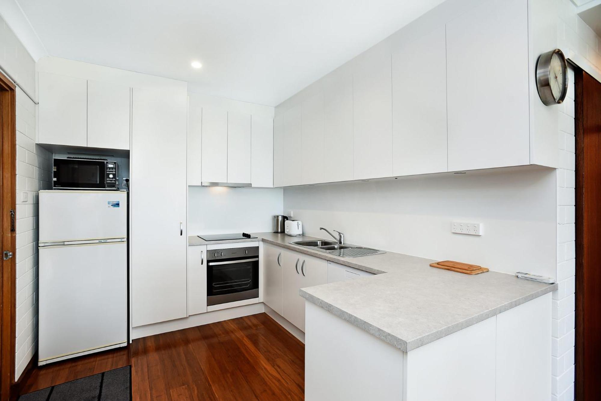 Dolphins Beachfront Apartment No 4 Port Elliot Exterior foto
