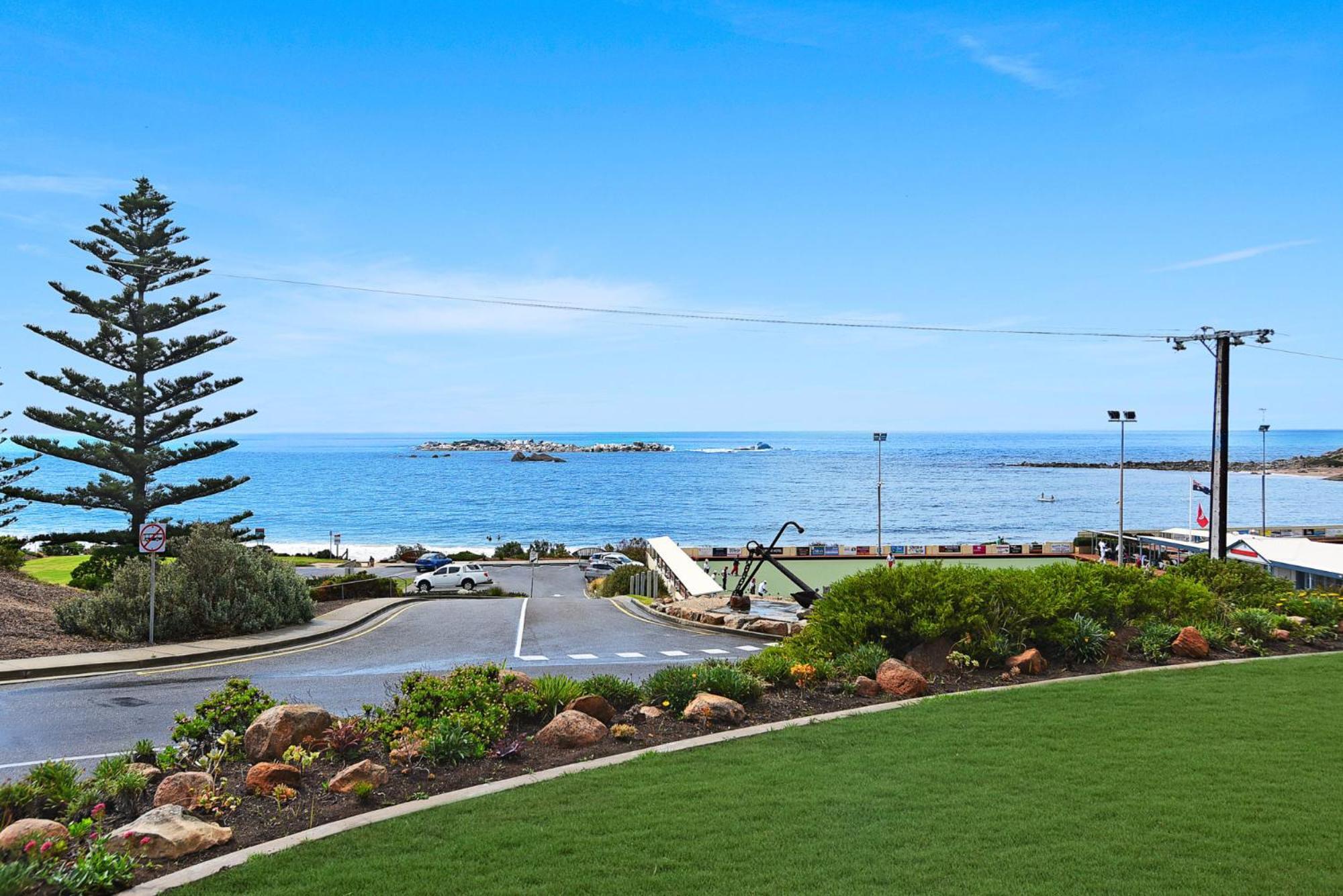 Dolphins Beachfront Apartment No 4 Port Elliot Exterior foto